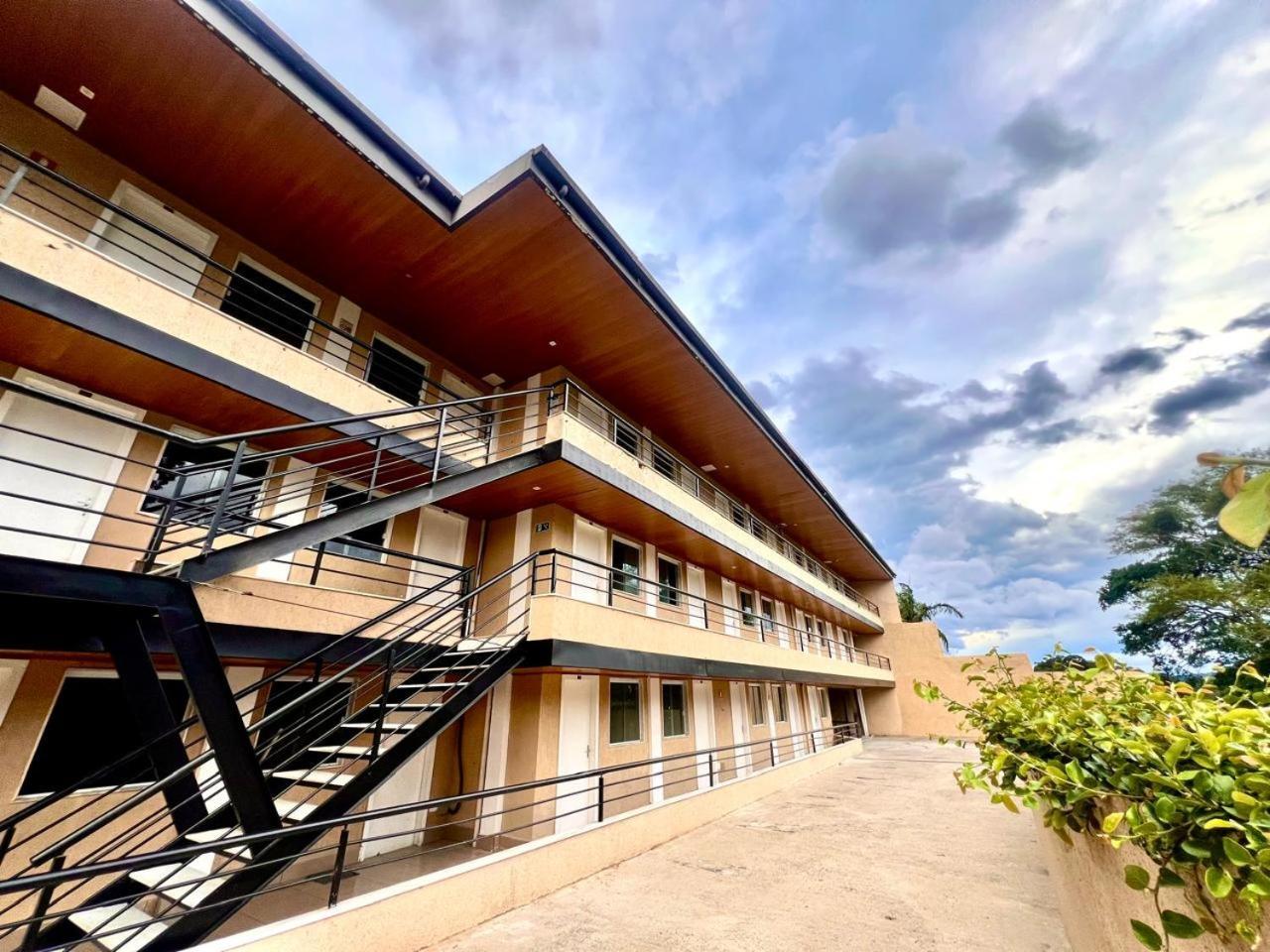 Apartamento Residencial Mirante Real *